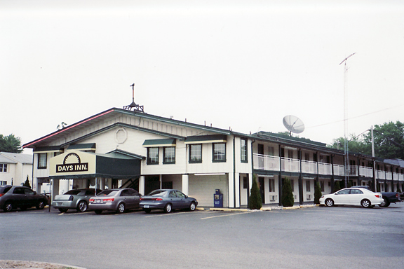 Howard Johnsons Motor Lodge - Photos From Highwayhost Dot Org